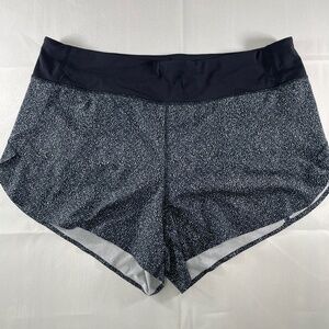 Athleta Run With It 3.5" Printed Running Shorts - Size L